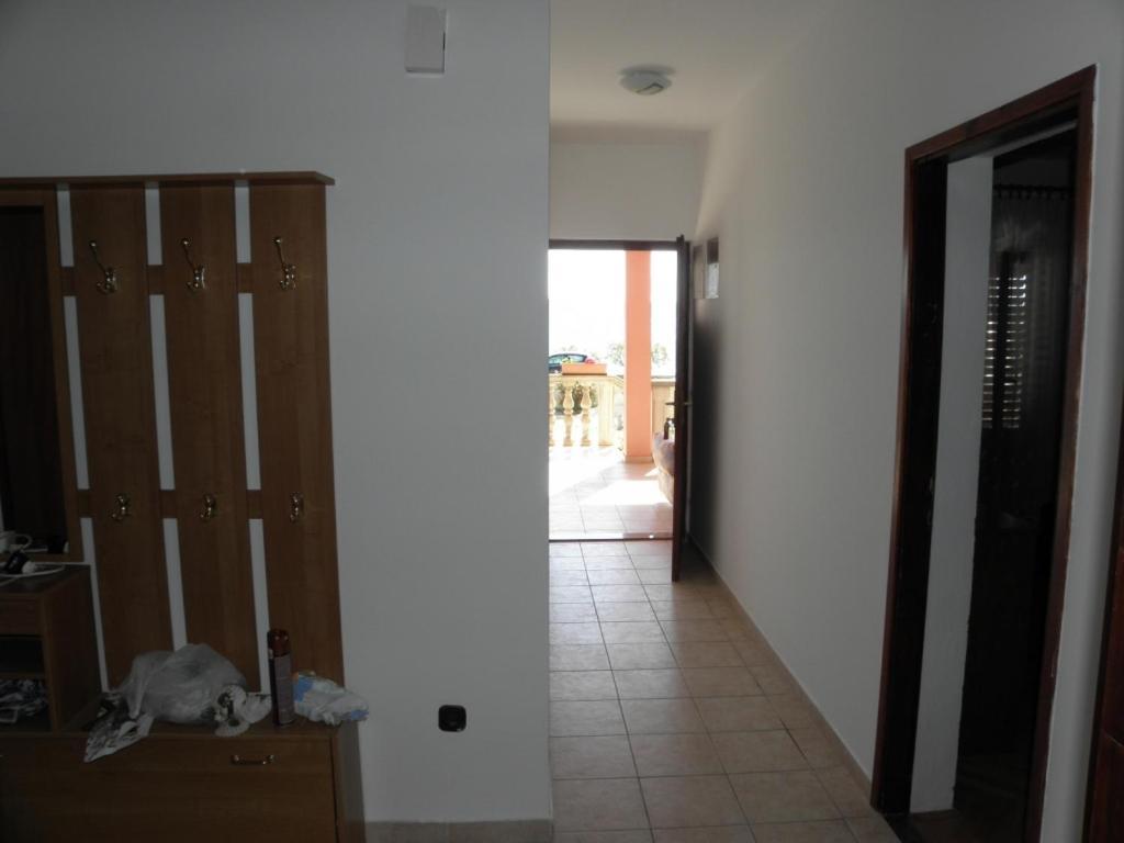 House Apartment *