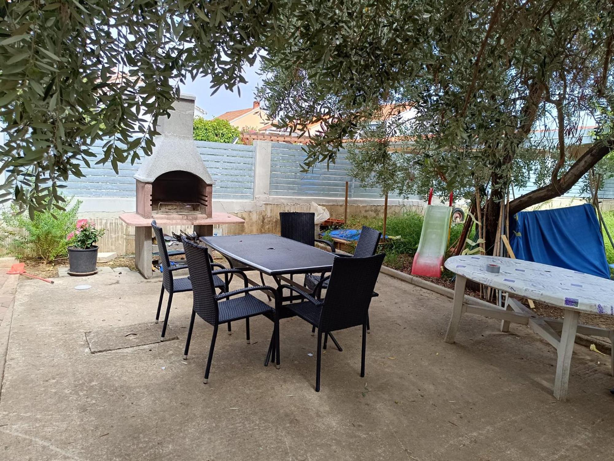 House Apartman